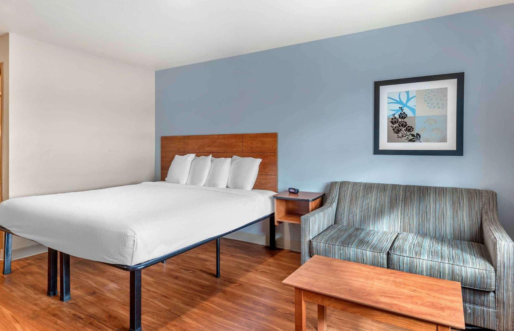 Extended Stay America Select Suites - Wichita - North エクステリア 写真