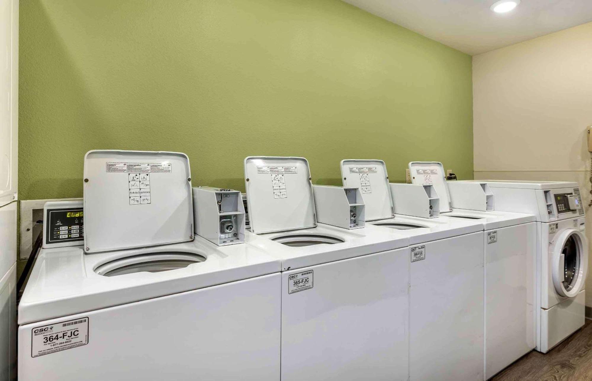 Extended Stay America Select Suites - Wichita - North エクステリア 写真