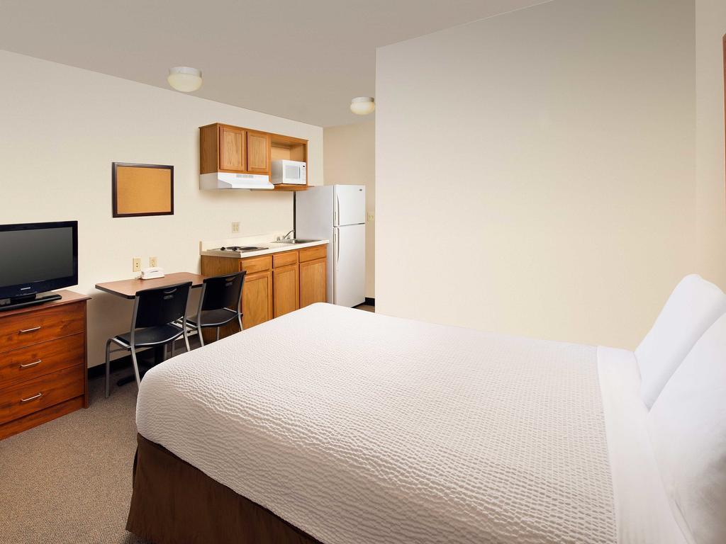 Extended Stay America Select Suites - Wichita - North エクステリア 写真